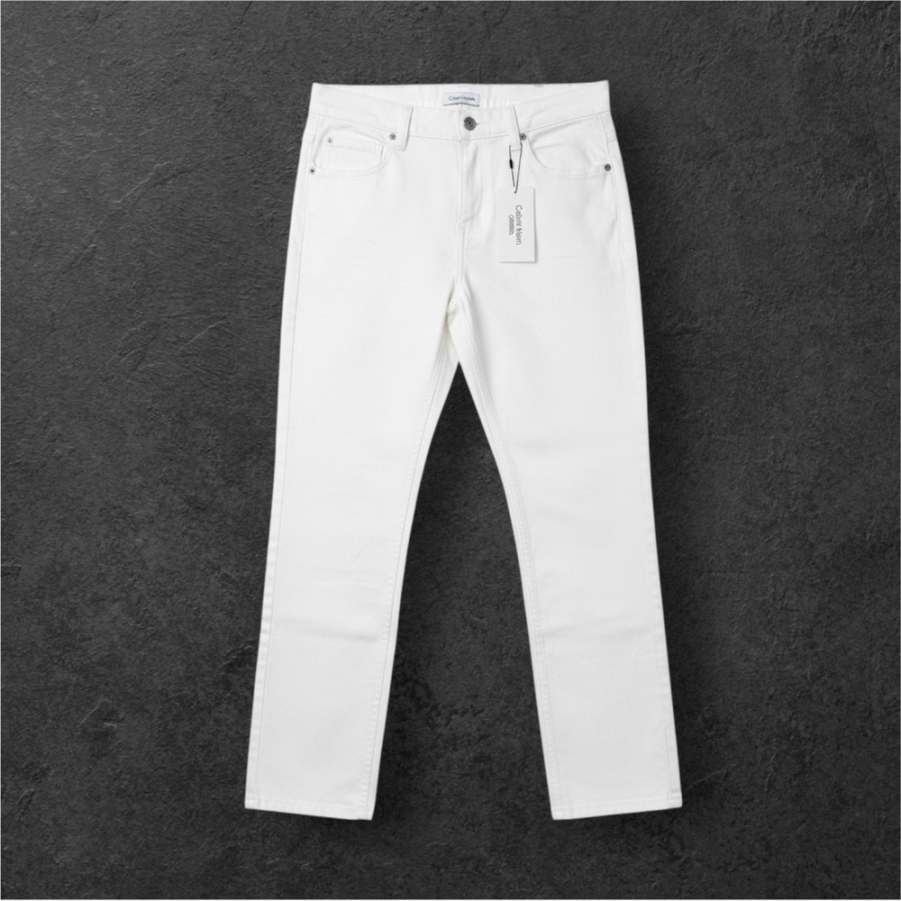 NWT Calvin Klein Jeans Boys White Jeans Denim Classic Slim Straight Summer